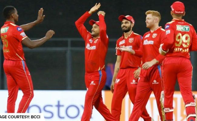 आईपीएल : आखिरी लीग मुकाबले में पंजाब ने हैदराबाद को पांच विकेट से हराया