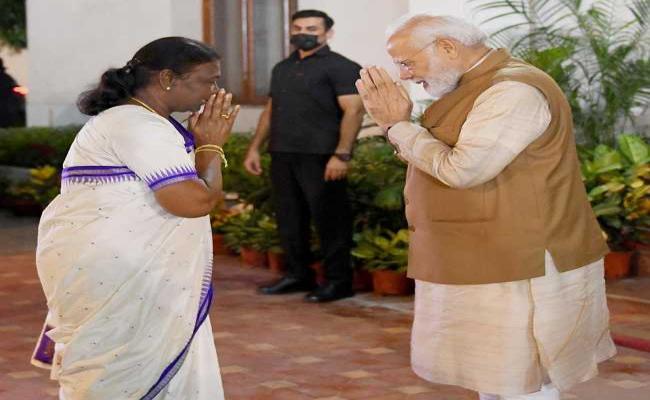 प्रधानमंत्री मोदी ने द्रौपदी मुर्मू को दी बधाई