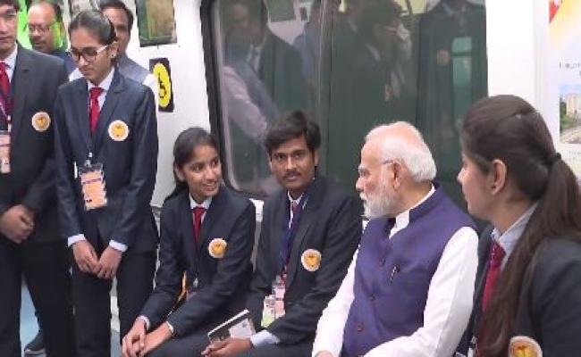 प्रधानमंत्री ने नागपुर में मेट्रो फेज-1 का किया उद्घाटन