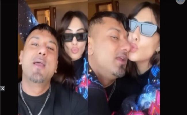 नए साल पर हनी सिंह का गर्लफ्रेंड के साथ वीडियो वायरल, सेक्सी अंदाज में नजर आया कपल