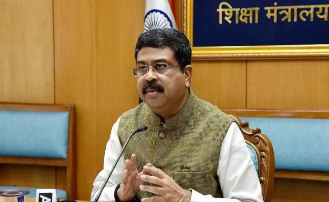 धर्मेंद्र प्रधान ने 'परीक्षा पे चर्चा' की तैयारियों की समीक्षा की