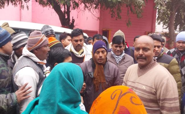 ट्रक की टक्कर से नगर पालिका के सफाई कर्मचारी की मौत