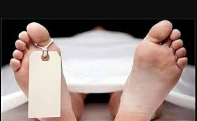 पुणे में परिवार के चार सदस्यों के शव मिले, आत्महत्या की आशंका