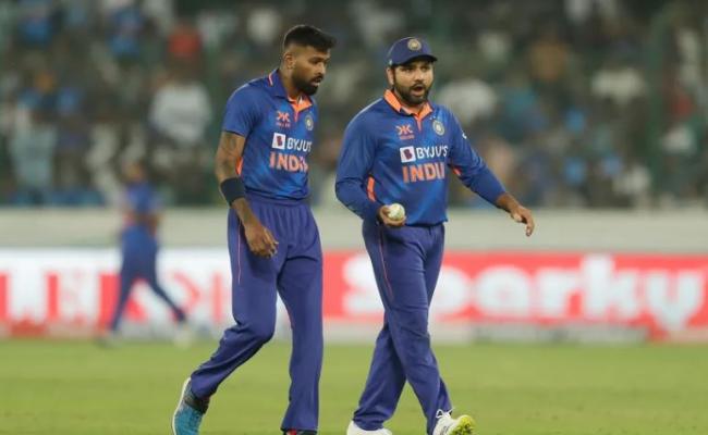 धीमी ओवर गति के कारण भारतीय क्रिकेट टीम पर मैच फीस का 60 प्रतिशत जुर्माना