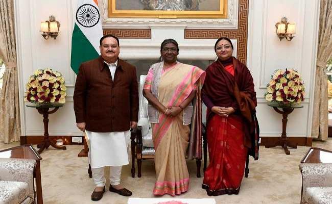 राष्ट्रपति से मिले भाजपा अध्यक्ष नड्डा