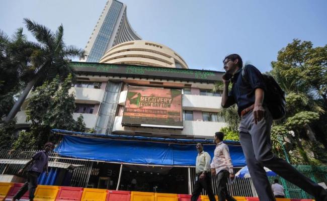 शुरुआती कारोबार में शेयर बाजार में निचले स्तर से रिकवरी