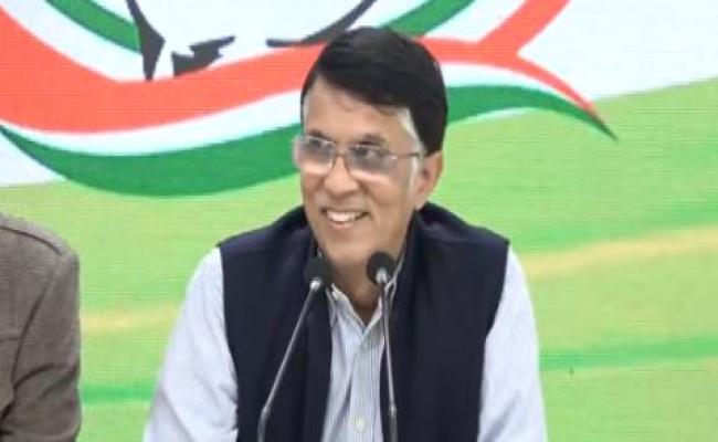 केन्द्र के दबाव में एलआईसी ने किया अडानी समूह में निवेश : कांग्रेस