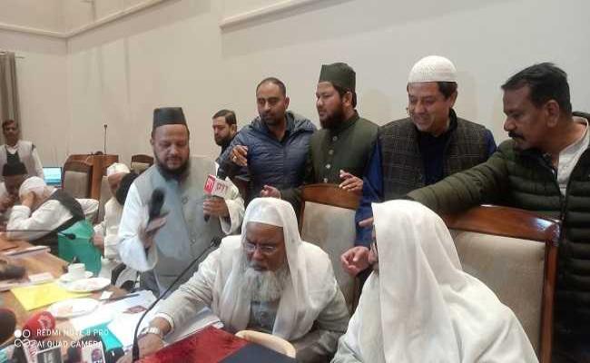 ऑल इंडिया मुस्लिम पर्सनल लॉ बोर्ड ने 10 बिंदुओं पर की बैठक