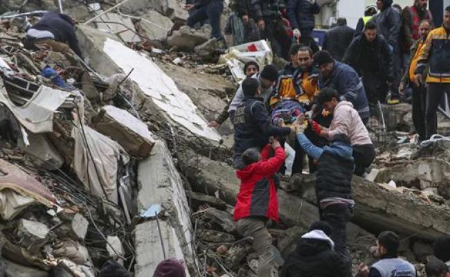 भूकंप से तुर्किये, सीरिया में रूह कांपी, अब तक 4,000 से ज्यादा लोगों की मौत