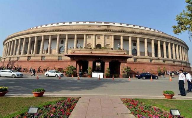 सदन को चलने देने पर विपक्ष सहमत, जारी रखेगा अपनी मांग