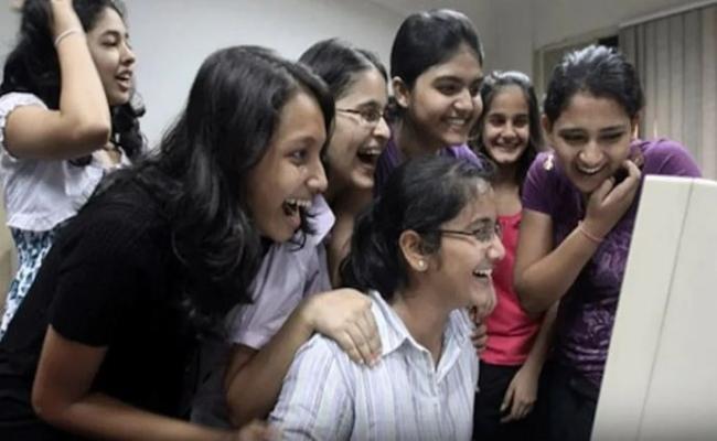 जेईई मेन 2023 का परिणाम घोषित, 20 उम्मीदवारों ने 100 पर्सेंटाइल स्कोर किया