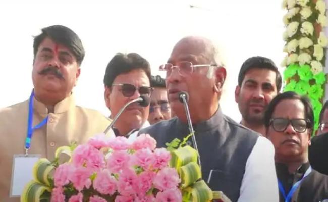 अब समय आ गया है, जब जनता भाजपा को देगी जवाब : मल्लिकार्जुन खड़गे