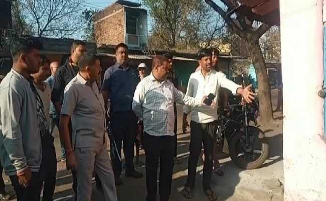 केंदुआ में अहले सुबह गूंजी गोलियों की तड़तड़ाहट, बाल बाल बचे राजेश यादव