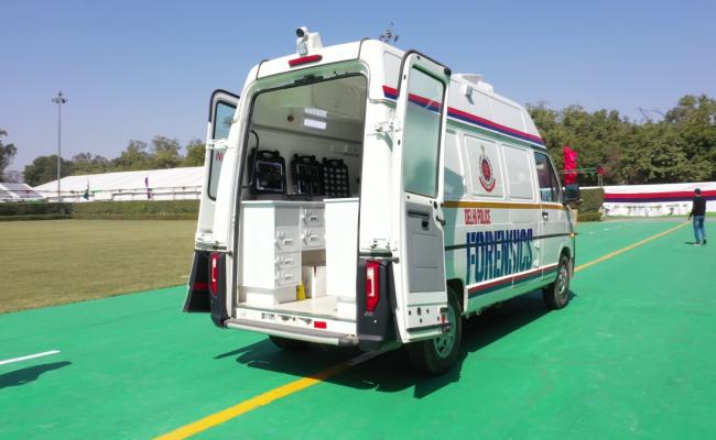 दिल्ली पुलिस स्थापना दिवस में शामिल हुए अमित शाह