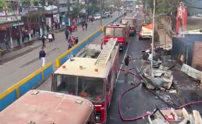 असम के जोरहाट में आग से 300 से अधिक दुकानें राख