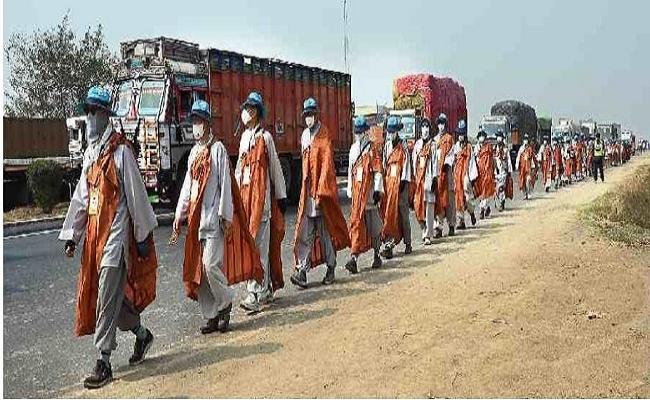 दक्षिण कोरिया से आया बौद्ध भिक्षुओं का दल बिहार के रोहतास से रवाना