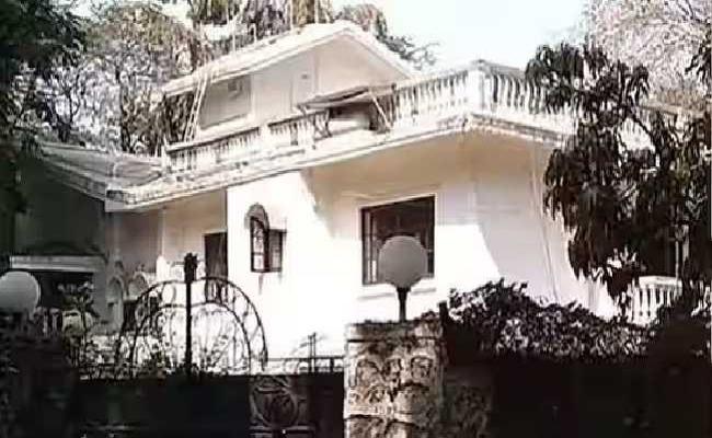 गोदरेज ने खरीदा शोमैन राज कपूर का बंगला, सौदे के मूल्य का खुलासा नहीं