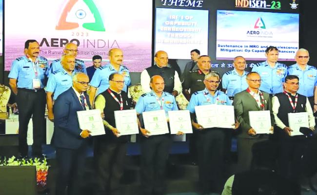 आईआईटी और वायु सेना ने स्वदेशी रक्षा तकनीकों को विकसित करने को मिलाया हाथ