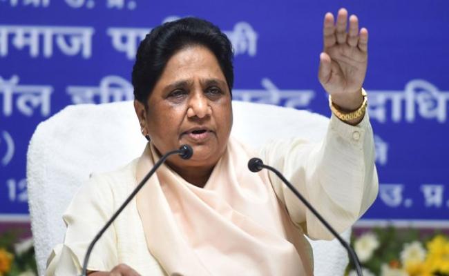 यूपी को भ्रमकारी नहीं, रोजगार-युक्त बजट चाहिए : मायावती