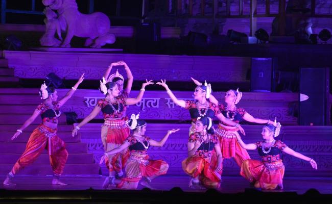 अंतरराष्ट्रीय खजुराहो नृत्य समारोह में घुंघरुओं का कलरव