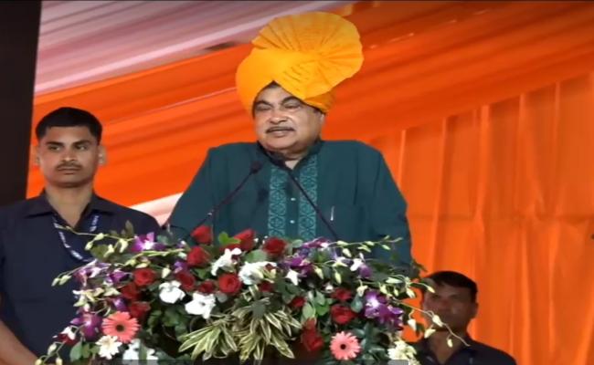 अमेरिका जैसी बनेंगी यूपी की सड़कें : गडकरी