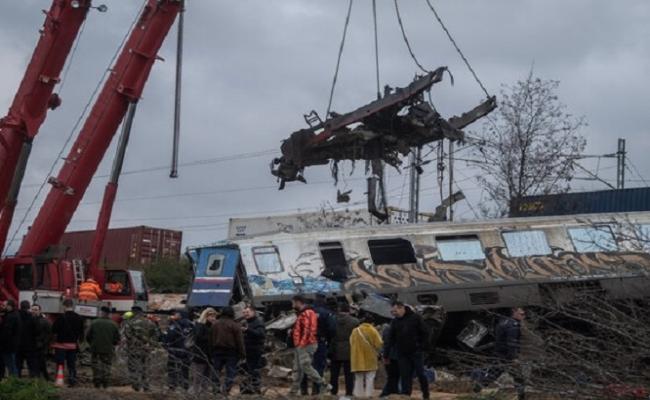 ग्रीस: ट्रेन हादसे में मरने वालों की संख्या बढ़कर 57 हुई