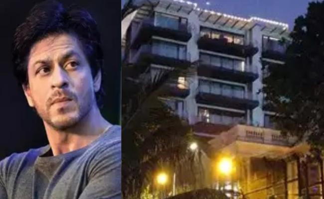 शाहरुख खान के बंगले 'मन्नत' में घुस आए दो युवक, पुलिस ने किया गिरफ्तार