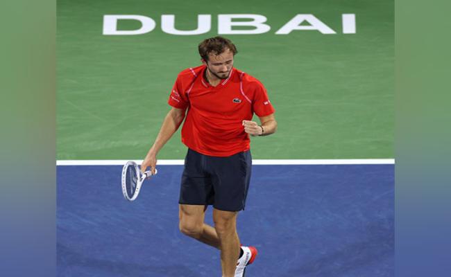 दुबई टेनिस चैंपियनशिप के फाइनल में पहुंचे डेनियल मेदवेदेव