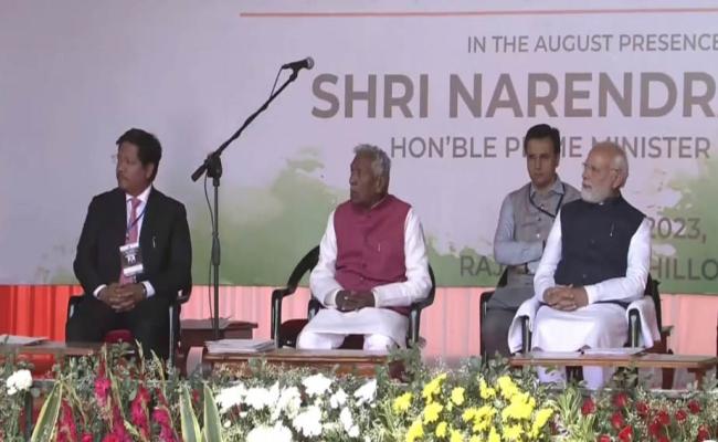 कॉनराड संगमा ने संभाली मेघालय की कमान, शपथ ग्रहण समारोह में शामिल हुए प्रधानमंत्री