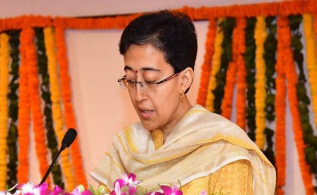 सत्येंद्र और मनीष के बाहर आने तक भरत की तरह संभालेंगे कार्य: आतिशी