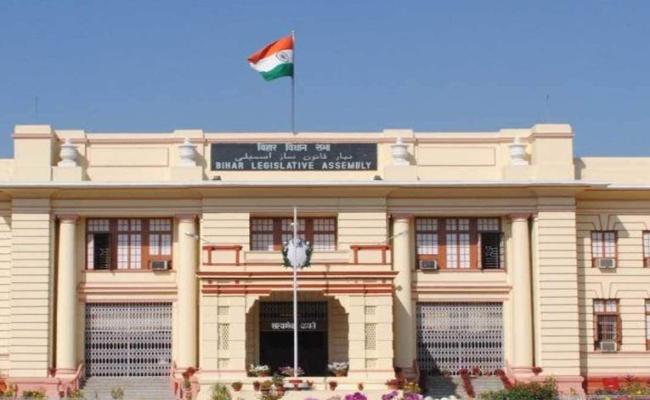 बिहार विधानमंडल के दोनों सदनों में आज हंगामे के आसार