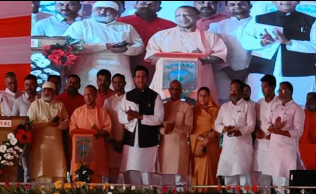सामर्थ्य और संभावना को प्रदर्शित करती हैं करोड़ों की योजनाएं : सीएम योगी