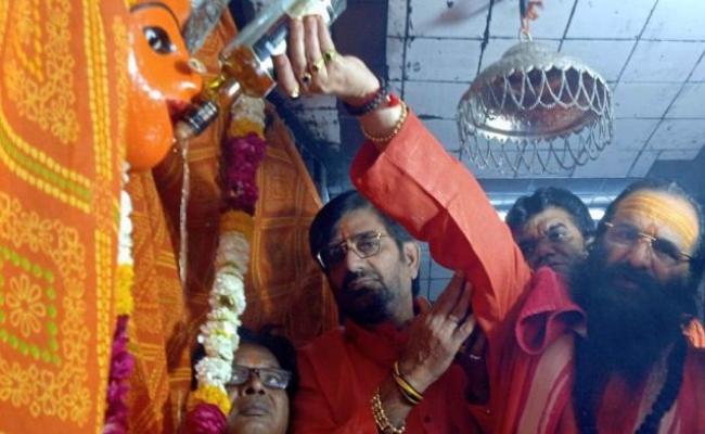 उज्जैनः माता महामाया-महालया को मदिरा का भोग लगाकर शुरू हुई नगर पूजा