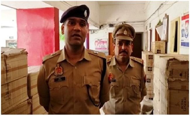 ढाई सौ पेटी अवैध शराब जब्त, दो तस्कर गिरफ्तार