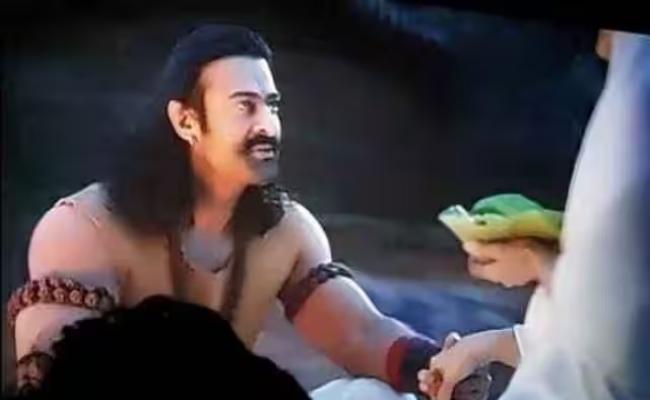'आदिपुरुष' का ट्रेलर रिलीज होने से पहले हुआ लीक, वीडियो वायरल
