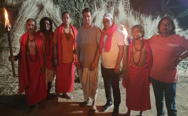 गौरव झा और ऋतु सिंह स्टारर भोजपुरी फिल्म 'बड़की माई, छोटकी माई' की शूटिंग समाप्त
