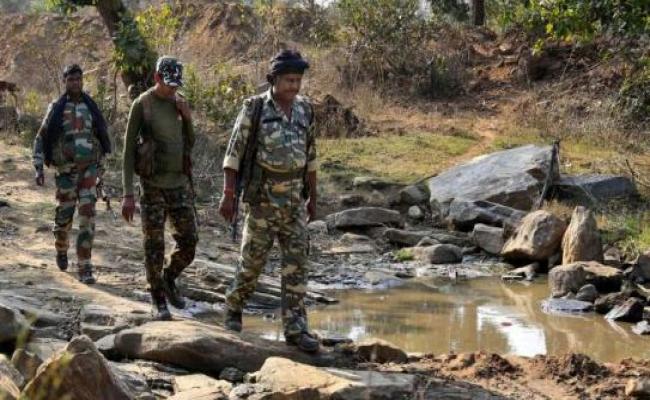 ओडिशा के कलाहांडी में पुलिस के साथ मुठभेड़ में तीन माओवादी ढेर, एक डीएसपी घायल