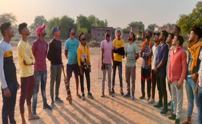 पंचनद क्रिकेट चैंपियनशिप के पांचवें दिन महेवा और कन्धावली का मुकाबला