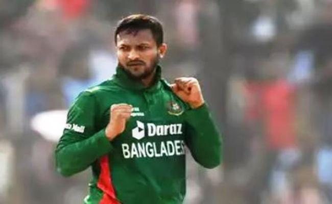 शाकिब अल हसन अंगुली में लगी चोट के कारण छह सप्ताह के लिए हुए क्रिकेट से दूर