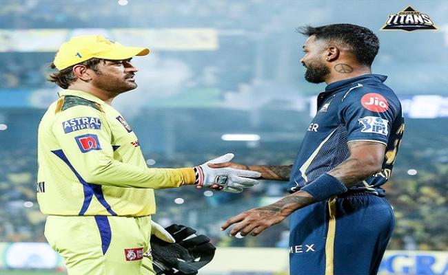 हार्दिक पांड्या ने की सीएसके कप्तान महेन्द्र सिंह धोनी का तारीफ