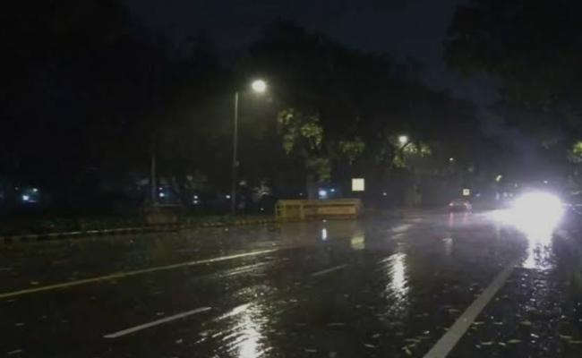 मुरादाबाद में झमाझम बारिश ने भीषण गर्मी से दी राहत