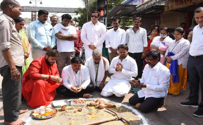 पं. दीनदयाल उपाध्याय वार्ड 41 व तात्यापारा वार्ड 37 में वृहद नाला व शेड निर्माण कार्य का भूमि पूजन