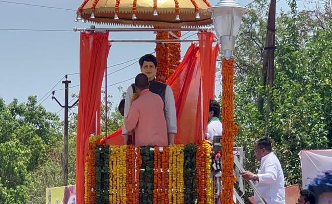 सिंधिया परिवार का मैनपुरी से ढाई सौ साल पुराना नाता : ज्योतिरादित्य सिंधिया