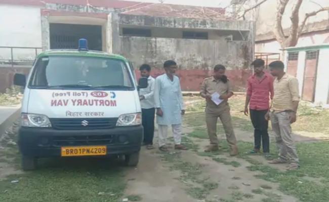 तिलक समारोह में भाग लेने जा रही महिला को बाइक सवार ने मारी ठोकर,हुई मौत