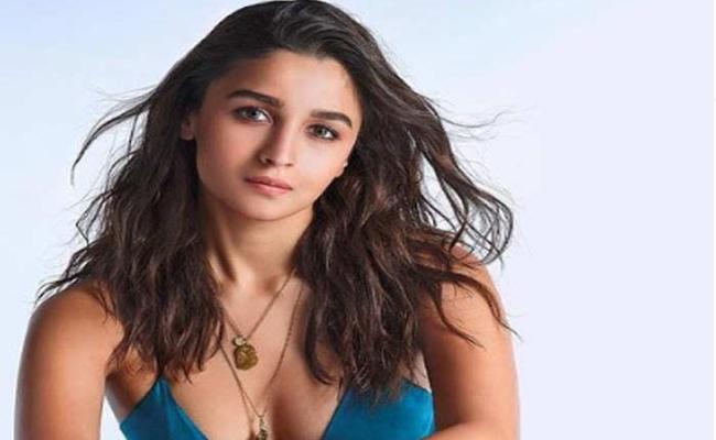 लैंगिक समानता पर बोलीं आलिया भट्ट, हुईं ट्रोल