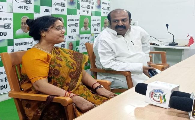 सड़कों पर स्टंटबाजी किसी भी सूरत में स्वीकार नहीं : शीला मंडल