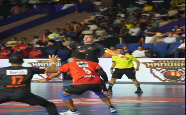 हाई स्कोरिंग मैच में दिल्ली पैंजर्स को हराकर महाराष्ट्र आयरनमेन ने शीर्ष पर अपनी स्थिति मजबूत की