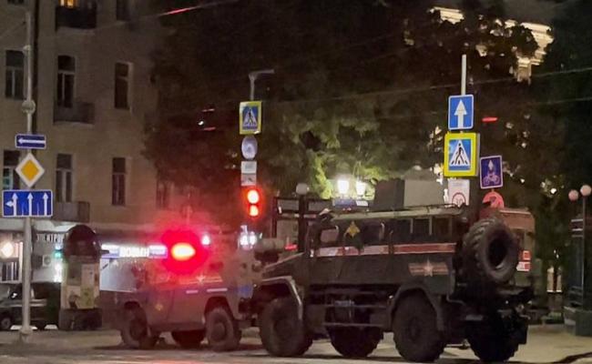 पुतिन के करीबी येवगेनी प्रिगोझिन ने की बगावत, तख्तापलट का ऐलान