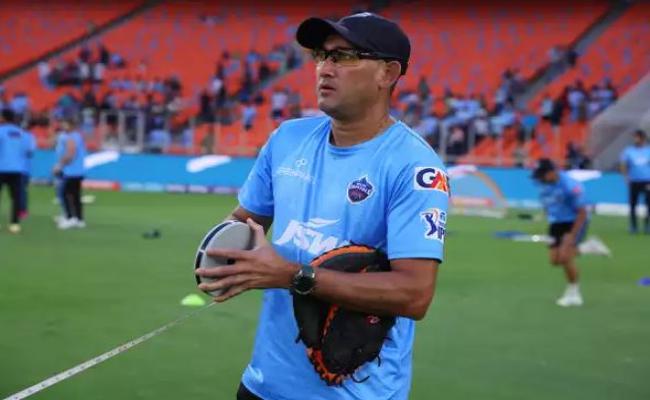 अजीत अगारकर ने भारतीय राष्ट्रीय चयन समिति पद के लिए किया आवेदन