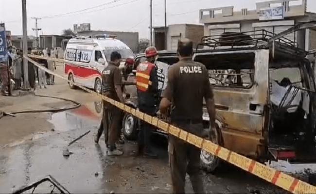 पाकिस्तान में वाहन के गैस सिलेंडर में विस्फोट, सात की मौत, 14 घायल